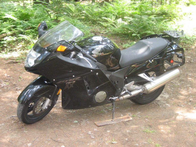 Darxus' Honda CBR1100XX Super Blackbird.