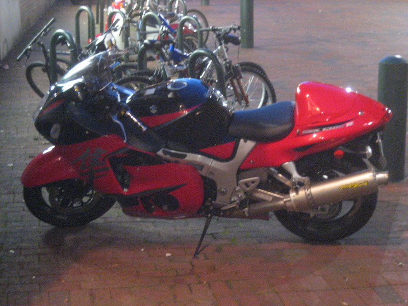 Suzuki GSX-R1300 Hayabusa