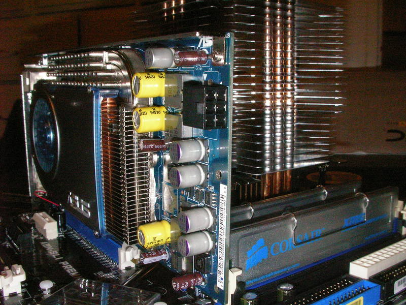 A8N-SLI Premium, blue Asus 7800GT, Scythe Ninja, Corsair TwinX