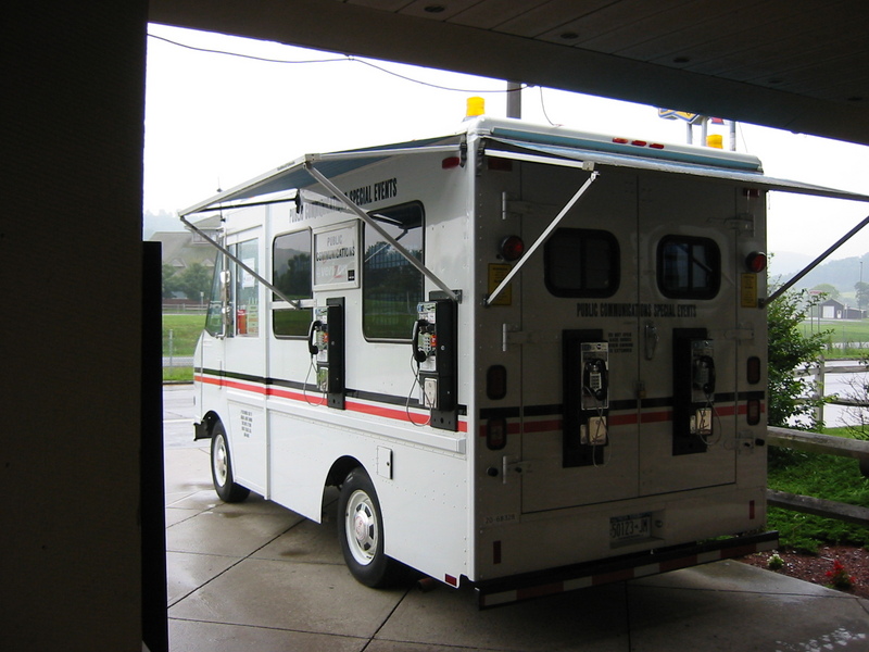 wireless payphone truck