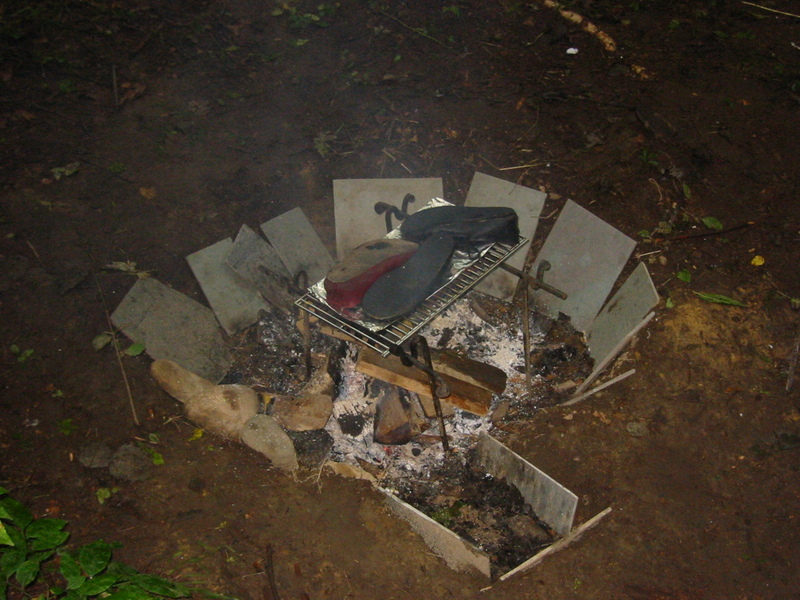 drying shoes at pennsic